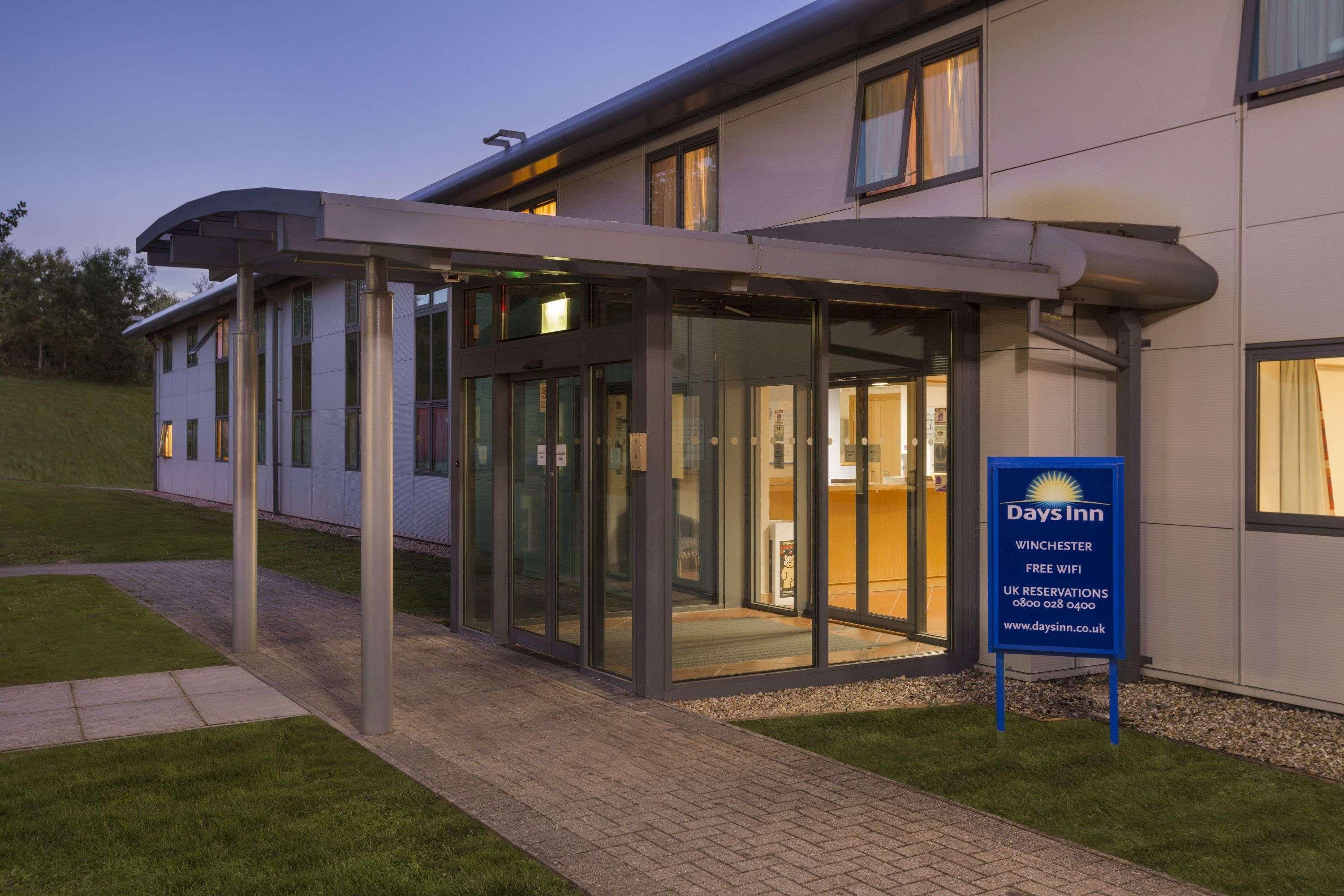 Days Inn Winchester Exterior foto